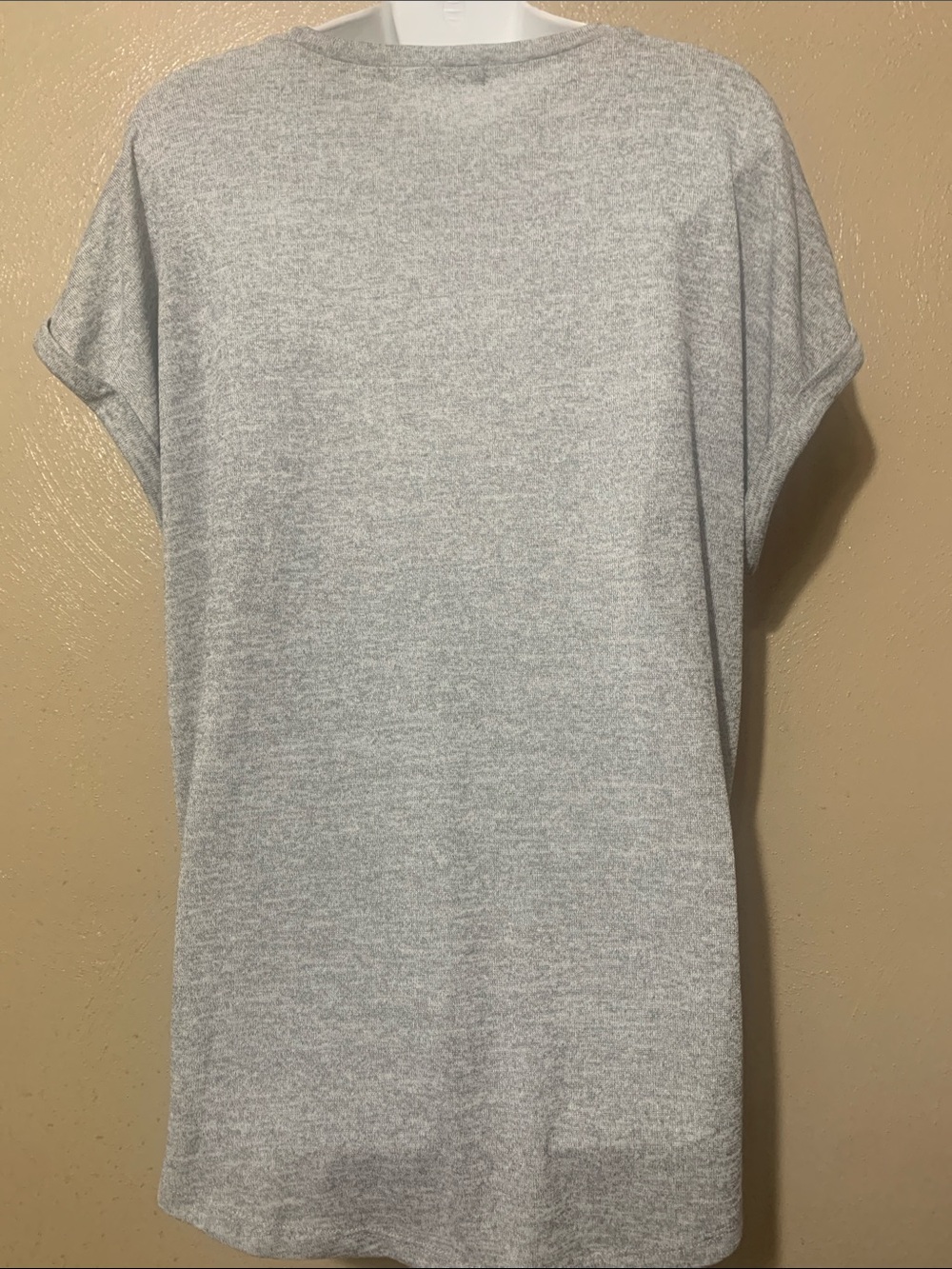 14. Danielle size L Gray Short-Sleeve Tee with Multicolor Sequin Butterfly - Picture 4 of 5